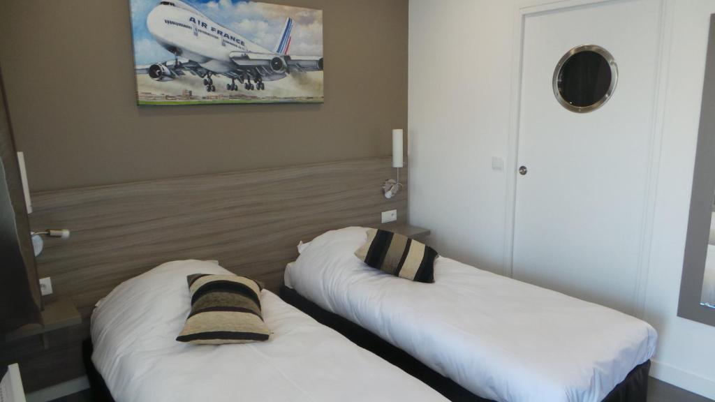 Airport-Hotel Mauregard Eksteriør billede