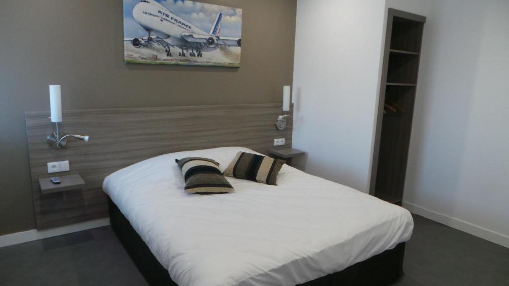 Airport-Hotel Mauregard Eksteriør billede